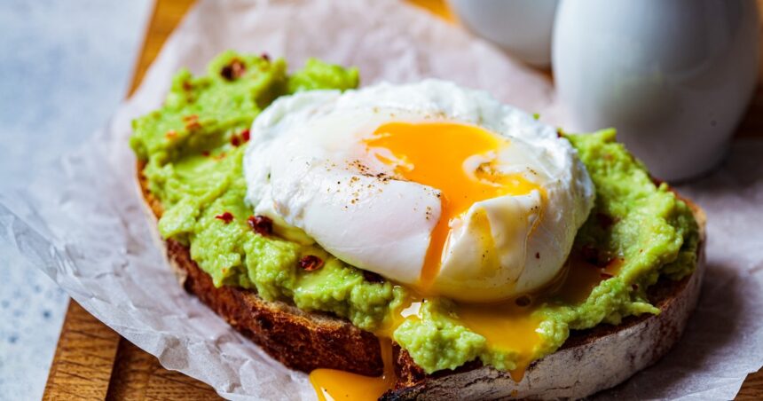 Qué alimentos incluir en el desayuno para acelerar el metabolismo y no tener hambre