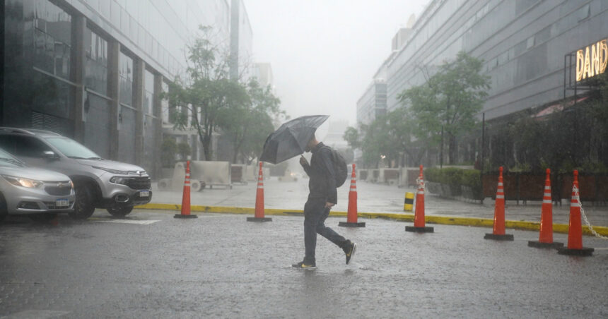 Este marzo ya es el segundo más lluvioso de la historia: por qué y cómo seguirá el clima en otoño Este marzo ya es el segundo más lluvioso de la historia: por qué y cómo seguirá el clima en otoño