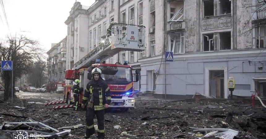 Guerra en Ucrania: Rusia lanza una lluvia de misiles sobre Kiev en el peor ataque en semanas Guerra en Ucrania: Rusia lanza una lluvia de misiles sobre Kiev en el peor ataque en semanas