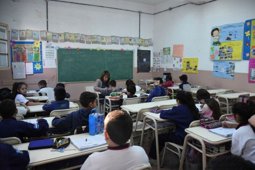 Verónica Lanfranchi: “El 90% de los chicos que pidieron el pase, se fueron a escuelas públicas” Verónica Lanfranchi: “El 90% de los chicos que pidieron el pase, se fueron a escuelas públicas”