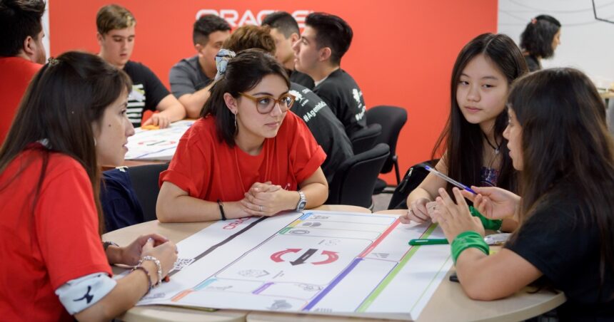Primer empleo: quiénes son, qué estudian y qué edad tienen los que empiezan a trabajar