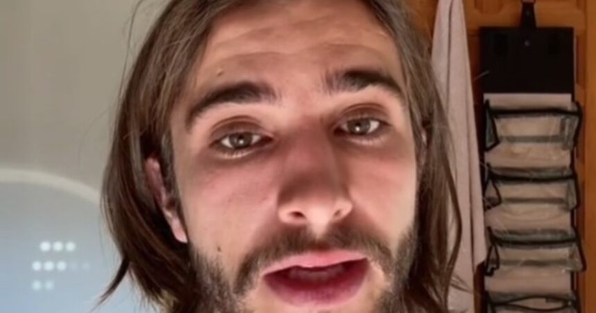 Lleva casi 600 días sin lavarse la cabeza con shampoo y no se considera un sucio Lleva casi 600 días sin lavarse la cabeza con shampoo y no se considera un sucio