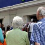 El Gobierno salió a explicar por qué va a desdoblar el pago de las jubilaciones en abril
