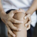 Cuáles son las vitaminas que podrían ayudan a prevenir el dolor de rodillas