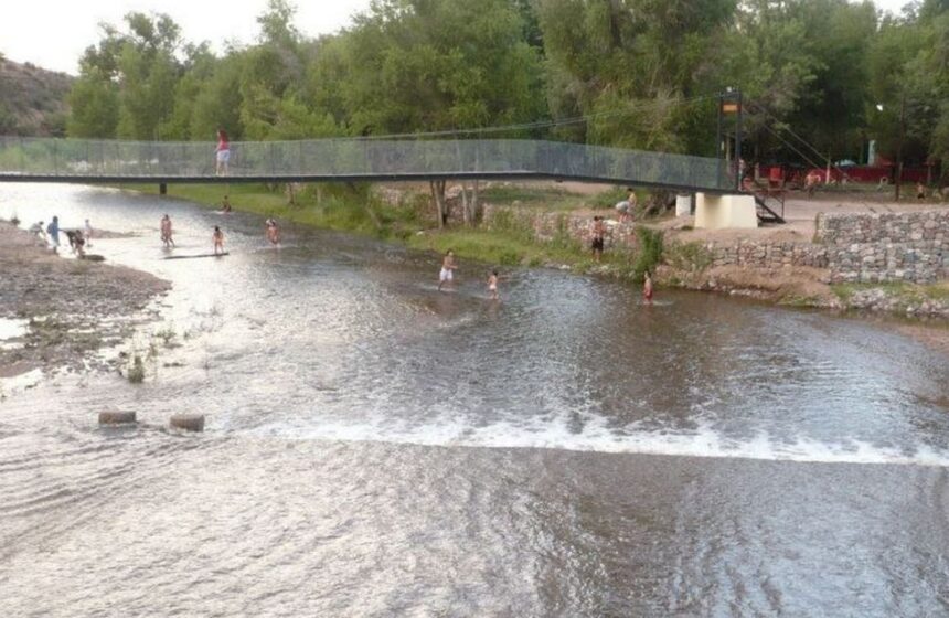 Andolucas: recibió el alta médica, el niño que cayó al vacío del puente colgante del camping Andolucas: recibió el alta médica, el niño que cayó al vacío del puente colgante del camping
