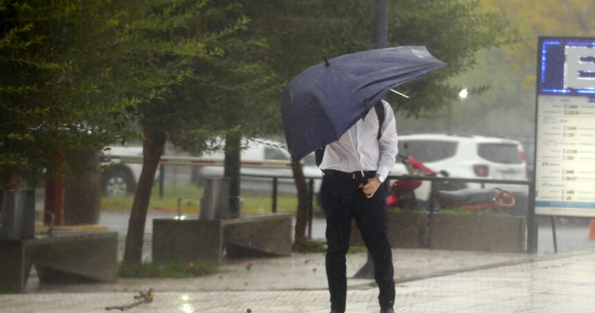 Lanzan un alerta por tormentas fuertes en el AMBA y otras tres provincias
