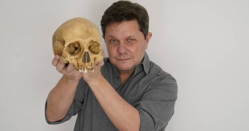 El argentino que más sabe de Shakespeare: “Su obra nos enseña a anticiparnos a lo que ocurrirá” El argentino que más sabe de Shakespeare: “Su obra nos enseña a anticiparnos a lo que ocurrirá”