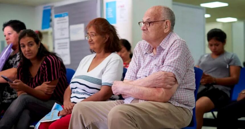 Oficializaron el tope de la jubilación mínima: un aumento en abril del 18% Oficializaron el tope de la jubilación mínima: un aumento en abril del 18%
