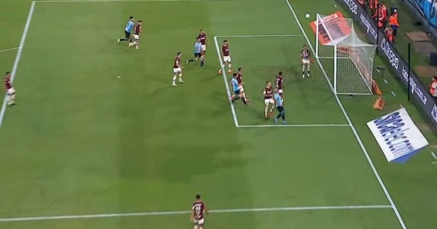 Juanfer Quintero sólo quiere divertirse: el colombiano casi hace un gol olímpico