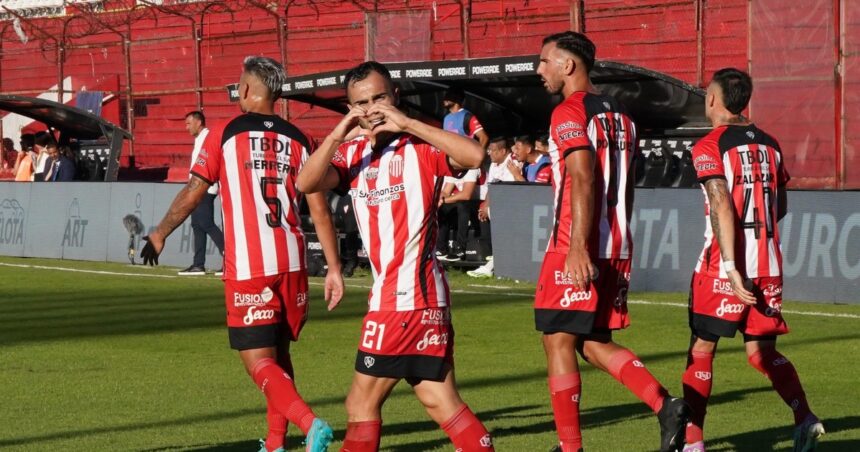 Barracas Central le ganó un partidazo a Instituto y está (casi) adentro de los playoffs Barracas Central le ganó un partidazo a Instituto y está (casi) adentro de los playoffs