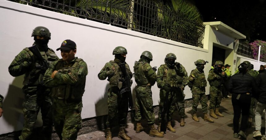 Conflicto México-Ecuador: por qué es tan grave lo sucedido en la embajada en Quito Conflicto México-Ecuador: por qué es tan grave lo sucedido en la embajada en Quito