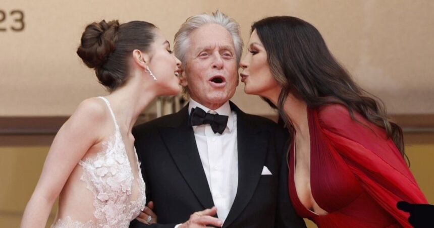 En un colegio creyeron que una leyenda de Hollywood era el abuelo de su hija: “¡Soy el padre!” En un colegio creyeron que una leyenda de Hollywood era el abuelo de su hija: “¡Soy el padre!”