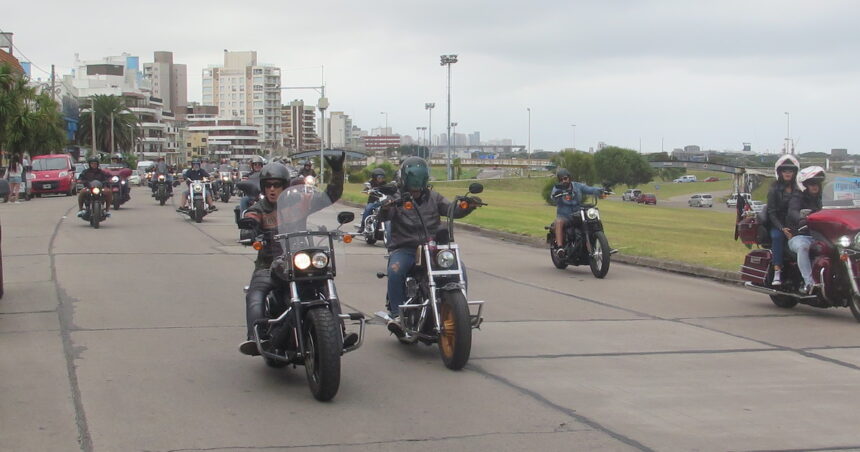 Mar del Plata prohíbe las motos ruidosas: las van a secuestrar y multarán a los conductores Mar del Plata prohíbe las motos ruidosas: las van a secuestrar y multarán a los conductores