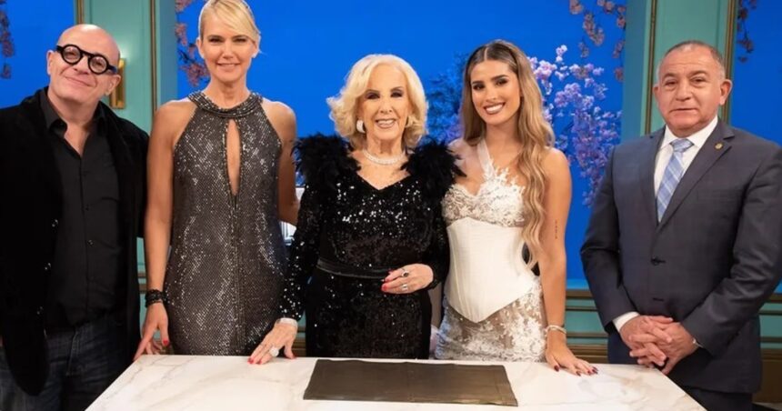 Rating:  con Valeria Mazza y Luis Juez a su mesa, ¿Mirtha pudo contra los juegos de Iván de Pineda?