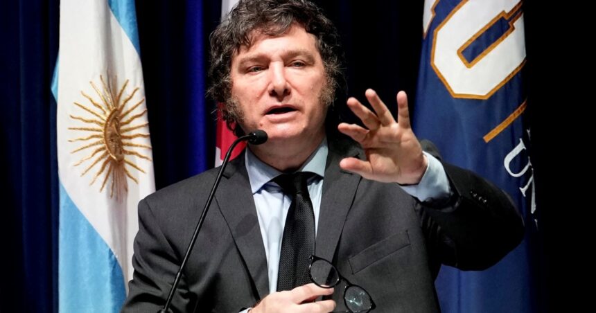 Tras su semana más compleja, Javier Milei eligió a Cristina Kirchner como su enemiga perfecta Tras su semana más compleja, Javier Milei eligió a Cristina Kirchner como su enemiga perfecta