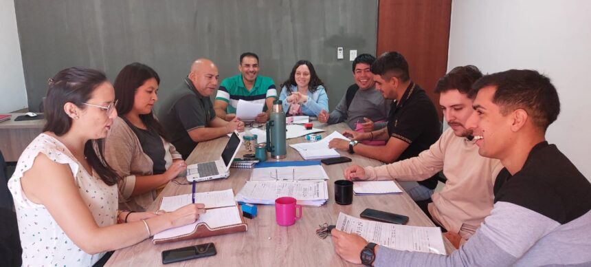 CONCEJALES IMPULSAN REGISTRO DE UNIONES VECINALES