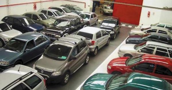 Efecto Milei: la venta de autos usados cayó un 26,4% en La Rioja durante el primer cuatrimestre Efecto Milei: la venta de autos usados cayó un 26,4% en La Rioja durante el primer cuatrimestre