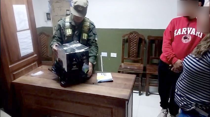 Gendarmería encontró dentro de una encomienda 362 gramos de marihuana Gendarmería encontró dentro de una encomienda 362 gramos de marihuana