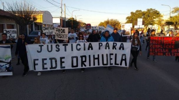 Muerte del camionero en Valle Fértil: su familia hará más marchas en San Juan y La Rioja Muerte del camionero en Valle Fértil: su familia hará más marchas en San Juan y La Rioja