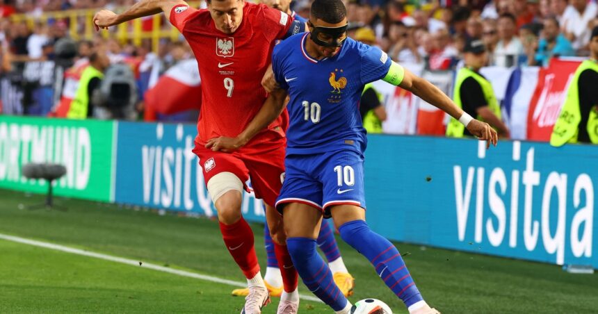 A Francia no le alcanzó con la vuelta de Mbappé, igualó con Polonia y quedó segunda en su grupo A Francia no le alcanzó con la vuelta de Mbappé, igualó con Polonia y quedó segunda en su grupo
