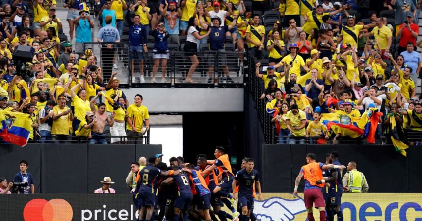 Ecuador superó a Jamaica y se jugará la clasificación en la última fecha ante México
