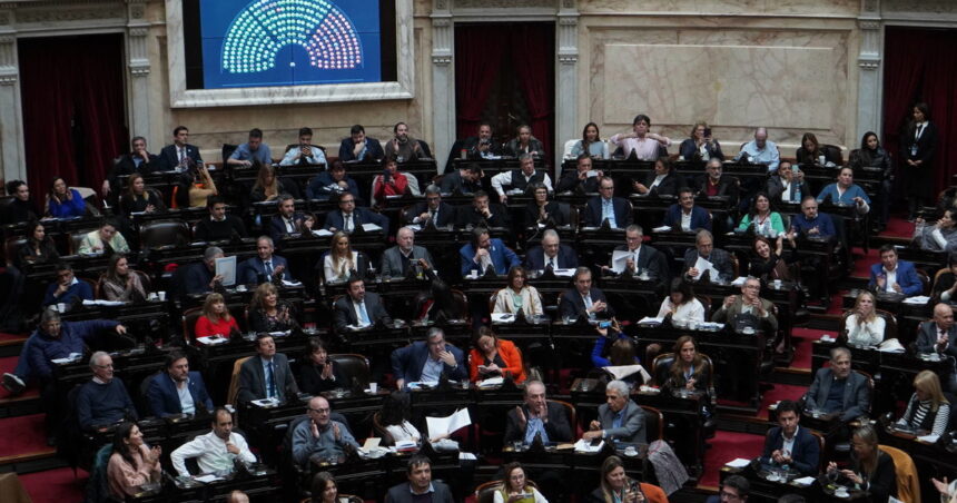Diputados: el Gobierno tiene asegurada la aprobación de la Ley Bases y está ajustado en Ganancias