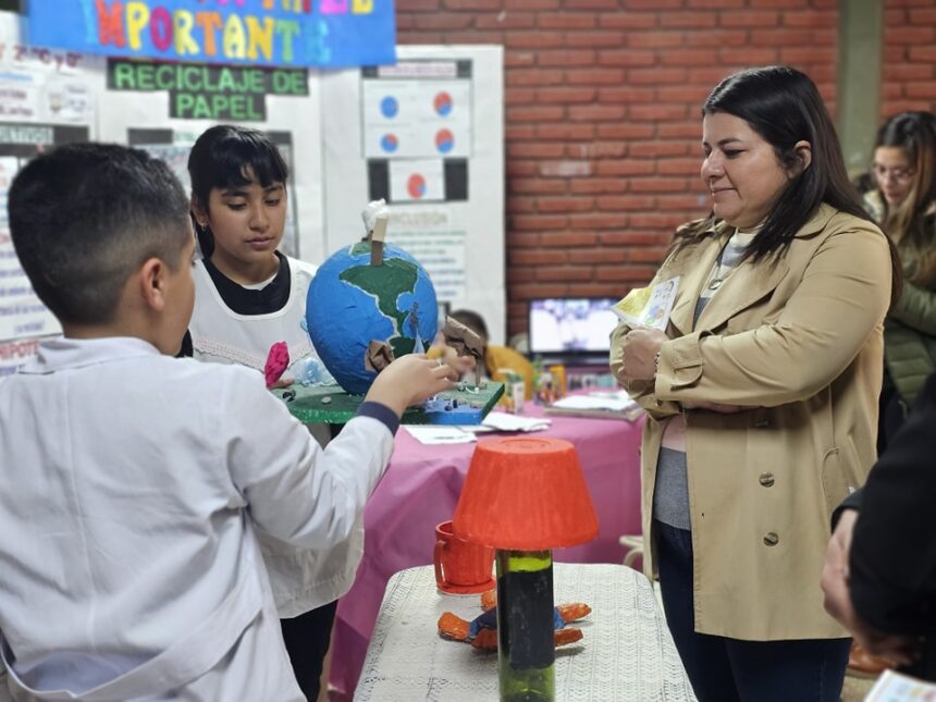 50 EDICIÓN DE LA FERIA DE CIENCIAS Y TECNOLOGÍA DEL NIVEL PRIMARIO E INICIAL