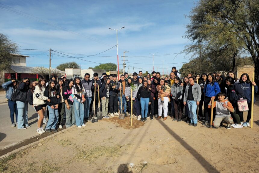 Dia Mundial del Medio Ambiente | Jornada de Forestacion en Chepes