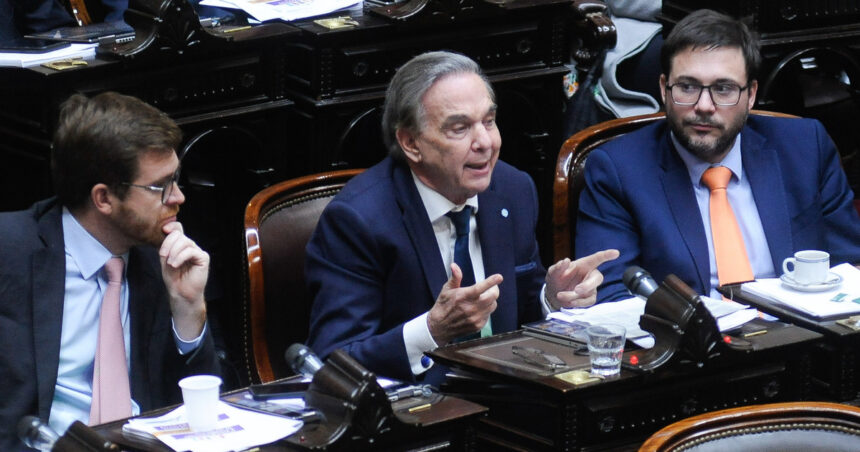 El Gobierno se amolda al Congreso El Gobierno se amolda al Congreso