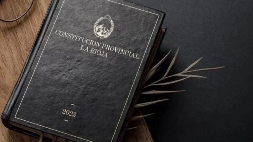 La Rioja se prepara para la jura de la nueva Constitución provincial La Rioja se prepara para la jura de la nueva Constitución provincial