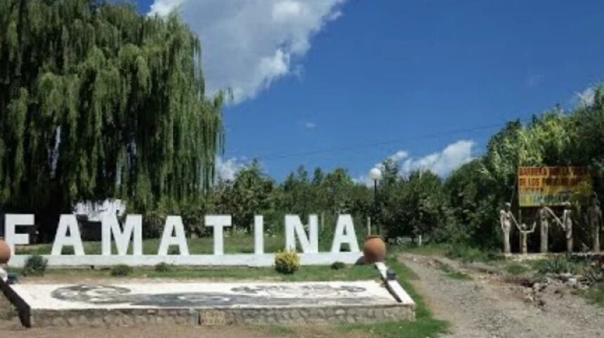 Famatina: Una camioneta terminó contra la montaña y una persona murió Famatina: Una camioneta terminó contra la montaña y una persona murió