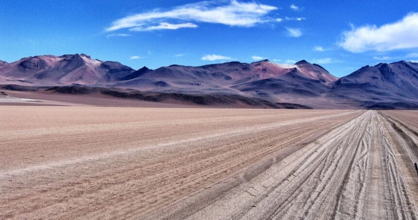 Cómo se llaman las tres grandes llanuras de Latinoamérica Cómo se llaman las tres grandes llanuras de Latinoamérica