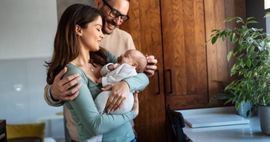 Frases para enviar y felicitar a una madre o padre por el nacimiento de su bebé