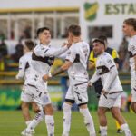 A Defensa y Justicia se le mojó la pólvora y Platense goleó en Florencio Varela