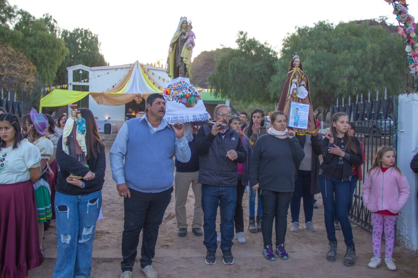 Villa Casana | CELEBRAMOS JUNTO A VECINOS LAS FIESTAS PATRONALES EN HONOR A NUESTRA SEÑORA DEL CARMEN