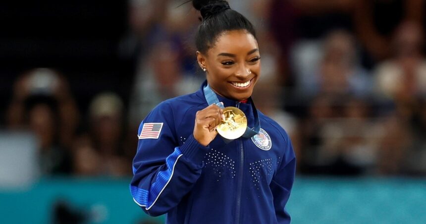 Simone Biles sumó otra medalla de oro en París 2024, ya tiene siete en su carrera y es leyenda