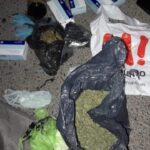 Chilecito: un hombre con armas y sustancias ilegales fue detenido en la vía pública