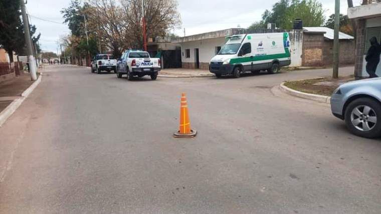 Horror en Chañar: encuentran perros descuartizados en vivienda. Horror en Chañar: encuentran perros descuartizados en vivienda.