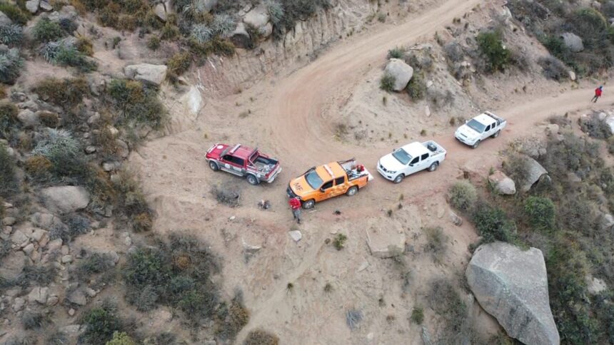 El incendio en el cerro del Velazco sigue activo en el sector norte