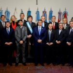 Los gobernadores presionan por las jubilaciones y la vigencia de dos DNU clave