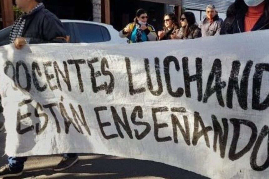 Este martes comienza el paro docente por 72 horas Este martes comienza el paro docente por 72 horas