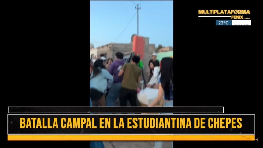 Chepes: batalla campal en estudiantina