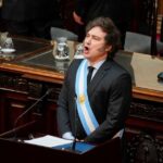 La crisis, la rebelión en la UCR y las confesiones de medianoche en la Quinta de Olivos