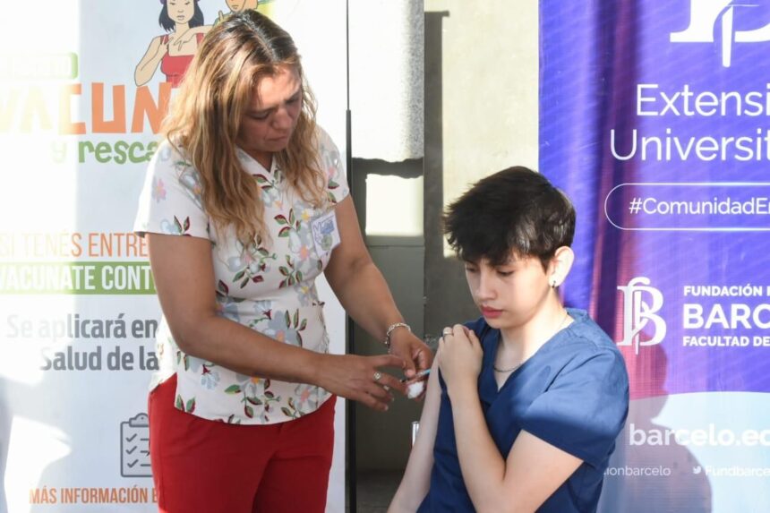 Se desarrolló una exitosa jornada de vacunación contra el Dengue para jóvenes