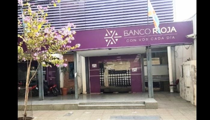 El Gobierno Provincial y Banco Rioja renuevan seguro para empleados públicos El Gobierno Provincial y Banco Rioja renuevan seguro para empleados públicos