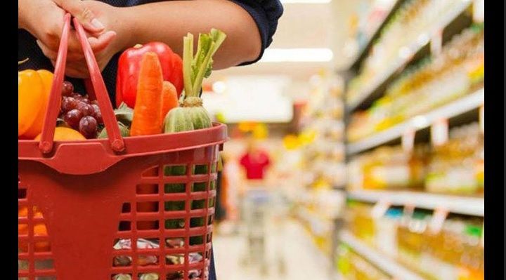 Una familia tipo necesitó .001.466 para no caer en la pobreza en noviembre Una familia tipo necesitó .001.466 para no caer en la pobreza en noviembre