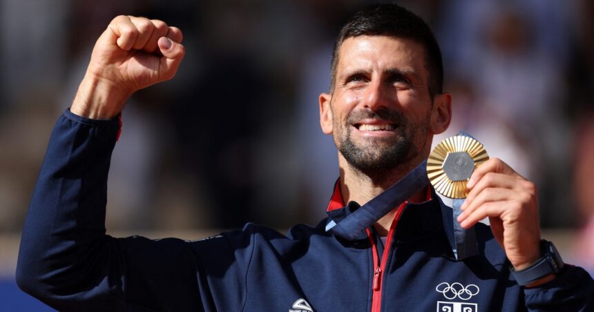 Novak Djokovic busca su 100° título, espera a Murray como coach y jugará dobles con Kyrgios Novak Djokovic busca su 100° título, espera a Murray como coach y jugará dobles con Kyrgios