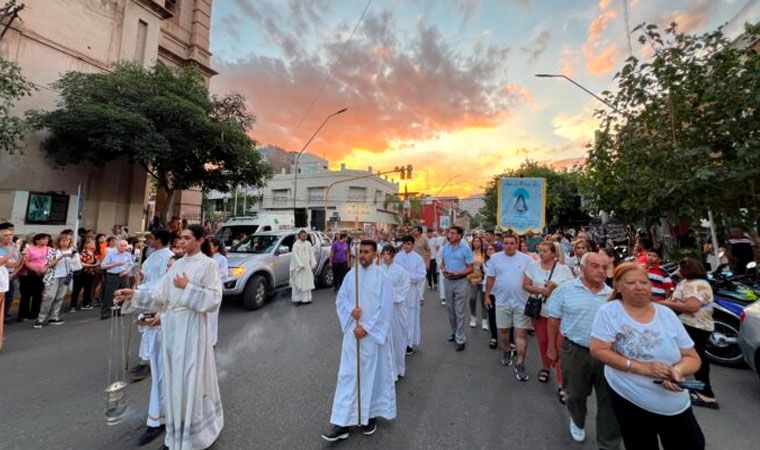 Inicio año jubilar “PEREGRINOS DE ESPERANZA”: Homilía de Monseñor Dante Braida Inicio año jubilar “PEREGRINOS DE ESPERANZA”: Homilía de Monseñor Dante Braida