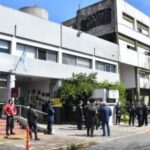 Motín en una comisaría de Versalles: una pelea entre 13 presos y el frustrado intento de fuga