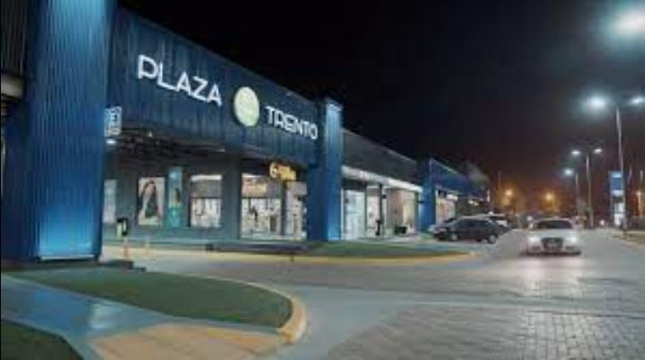 Empresa remolcó vehículos mal estacionados Empresa remolcó vehículos mal estacionados